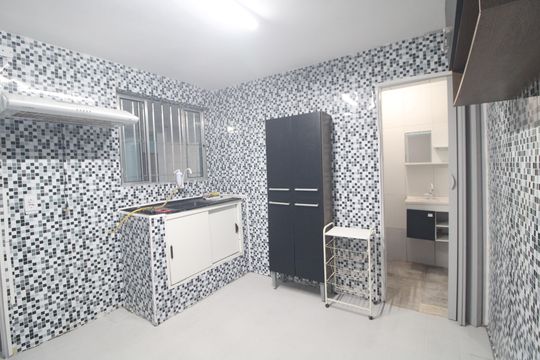 Casa para alugar com 1 quarto, 34m² em Jardim Azano I, São Paulo