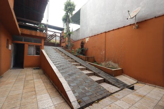 Garagem de casa para alugar com 2 quartos, 100m² em Vila Cardoso Franco, São Paulo