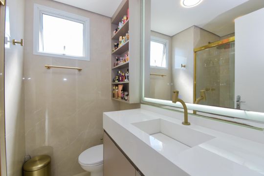 Banheiro da Suíte de apartamento à venda com 3 quartos, 77m² em Vila Rosalia, Guarulhos