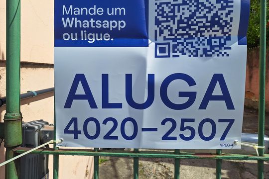 Placa de casa para alugar com 2 quartos, 58m² em Rocha, São Gonçalo