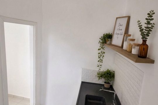 Cozinha de kitnet/studio à venda com 1 quarto, 21m² em Jardim Orlandina, Santo André