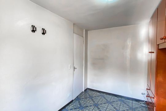 Quarto 1 de apartamento para alugar com 2 quartos, 50m² em Jardim Danfer, São Paulo