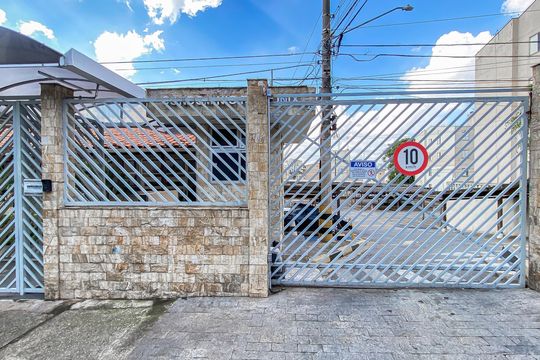 Fachada de apartamento para alugar com 2 quartos, 50m² em Jardim Danfer, São Paulo
