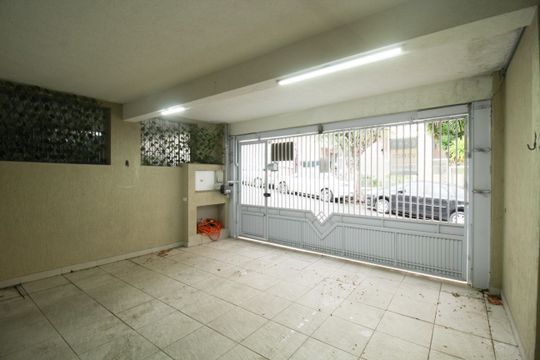 Garagem de casa à venda com 3 quartos, 134m² em Vila dos Remedios, São Paulo