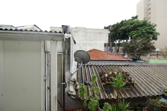 Vista de casa à venda com 3 quartos, 134m² em Vila dos Remedios, São Paulo