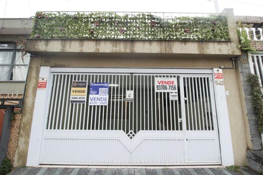 Fachada de casa à venda com 3 quartos, 134m² em Vila dos Remedios, São Paulo