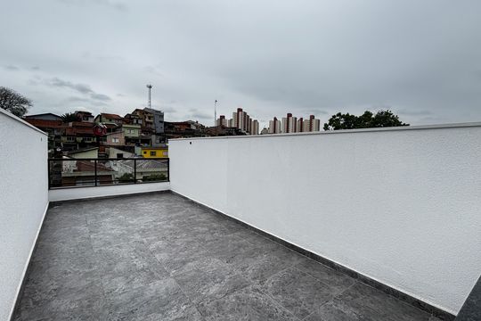 Cobertura  de apartamento para alugar com 3 quartos, 130m² em Vila Mazzei, Santo André