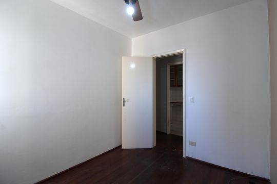 Quarto 1 de apartamento para alugar com 2 quartos, 65m² em Vila Olímpia, São Paulo