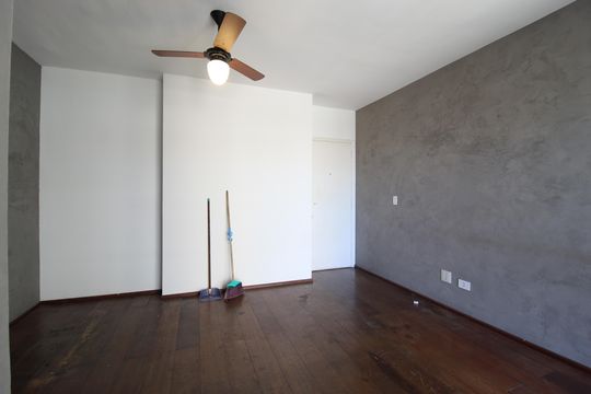Sala de apartamento para alugar com 2 quartos, 65m² em Vila Olímpia, São Paulo