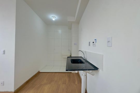 Cozinha de apartamento para alugar com 2 quartos, 34m² em Centro, Guarulhos