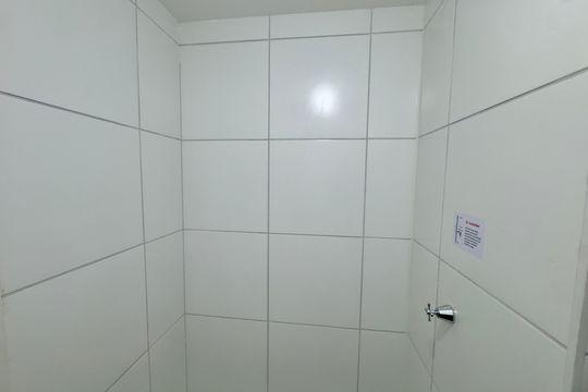 Banheiro de apartamento para alugar com 2 quartos, 34m² em Centro, Guarulhos