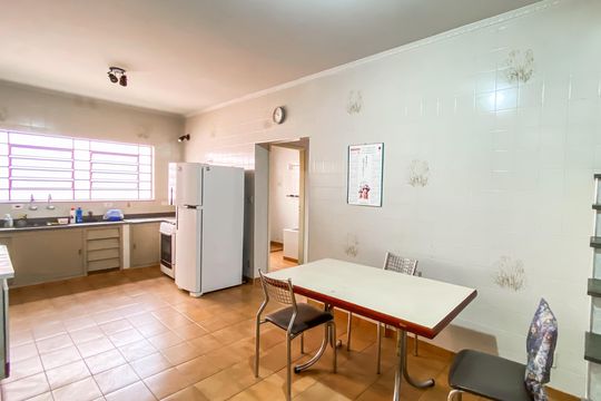 Cozinha de casa para alugar com 5 quartos, 250m² em Parque Maria Luiza, São Paulo