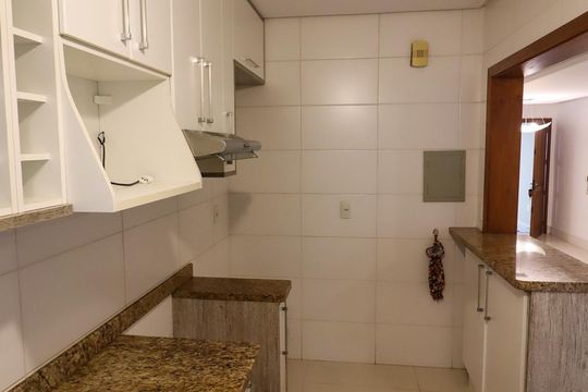 Cozinha de casa de condomínio à venda com 3 quartos, 235m² em Vila Nova, Porto Alegre