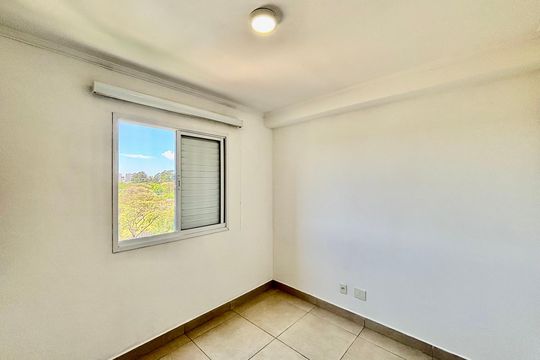 Quarto 1 de apartamento para alugar com 2 quartos, 49m² em Jardim Sao Francisco (zona Leste), São Paulo