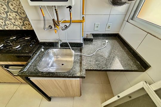 Área de serviço  de apartamento para alugar com 2 quartos, 49m² em Jardim Sao Francisco (zona Leste), São Paulo