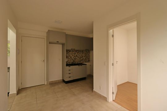 Sala de apartamento para alugar com 2 quartos, 36m² em Santa Maria, Santo André