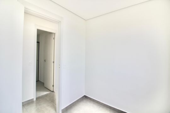 Quarto 1 de apartamento para alugar com 2 quartos, 38m² em Vila Campanela, São Paulo