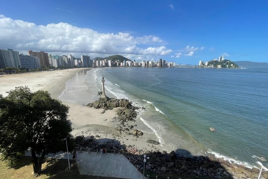 Vista do Quarto de apartamento para alugar com 1 quarto, 50m² em Morro dos Barbosas, São Vicente