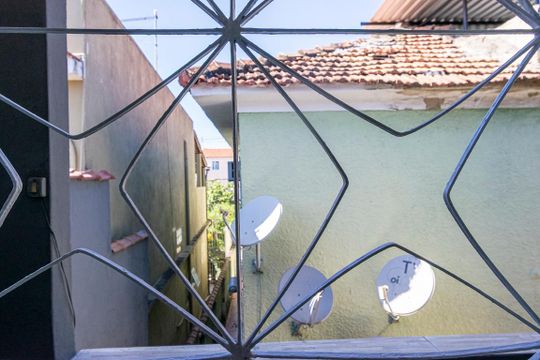 Vista do Quarto de apartamento para alugar com 1 quarto, 50m² em Olaria, Rio de Janeiro