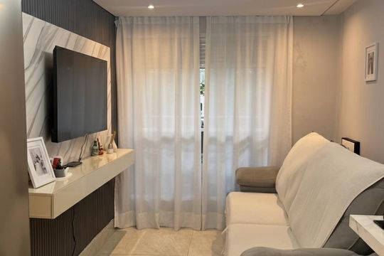 Sala de apartamento à venda com 1 quarto, 50m² em Jardim São Luís, São Paulo