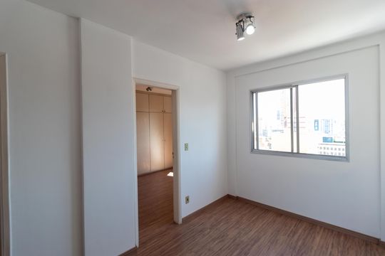 Salas de apartamento para alugar com 1 quarto, 50m² em Centro, Campinas