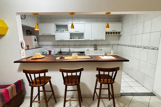 Cozinha de apartamento para alugar com 2 quartos, 70m² em Vila Valparaíso, Santo André