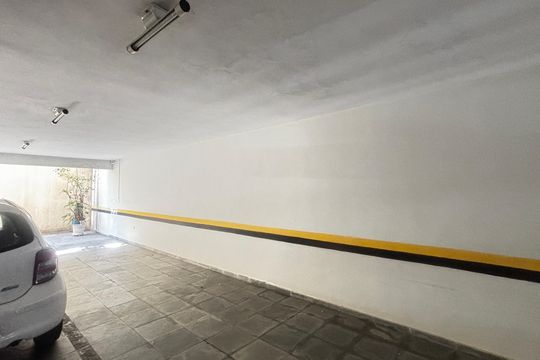 Garagem de apartamento para alugar com 2 quartos, 70m² em Vila Valparaíso, Santo André
