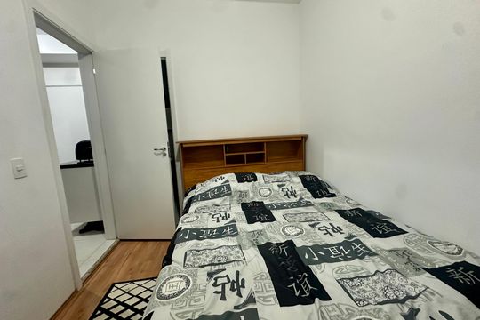 Quarto de apartamento à venda com 1 quarto, 26m² em Jardim Mirante, São Paulo
