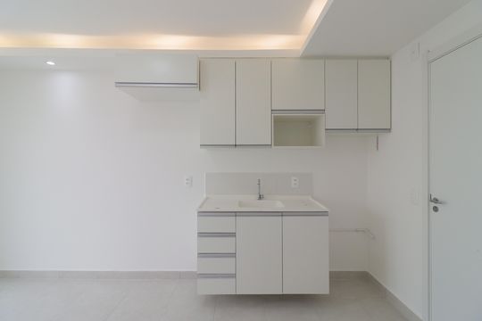 Cozinha de apartamento para alugar com 2 quartos, 35m² em Socorro, São Paulo