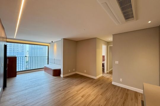 Apartamento para alugar com 2 quartos, 68m² em Jardim das Acacias, São Paulo