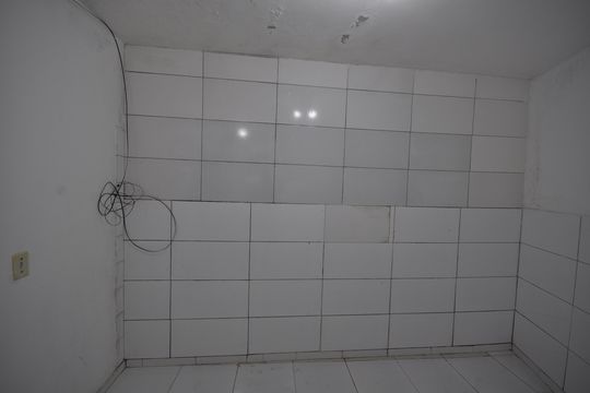 Quarto de casa para alugar com 1 quarto, 35m² em Vila Nova Galvão, São Paulo