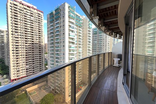 Varanda de kitnet/studio à venda com 1 quarto, 40m² em Barra da Tijuca, Rio de Janeiro
