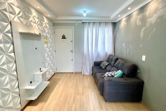 Sala de apartamento para alugar com 2 quartos, 38m² em Jardim Albertina, Guarulhos