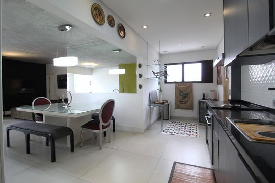 Cozinha de apartamento para alugar com 2 quartos, 102m² em Moema, São Paulo