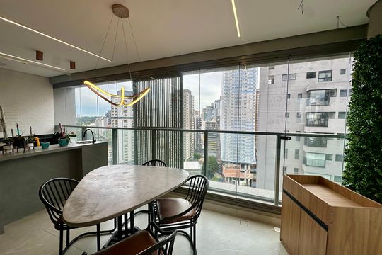 Varanda de apartamento para alugar com 3 quartos, 103m² em Itaim Bibi, São Paulo
