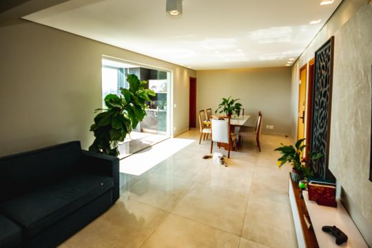 Apartamento à venda com 3 quartos, 150m² em Ouro Preto, Belo Horizonte
