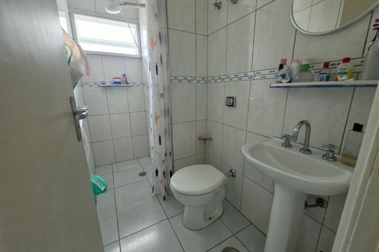 Banheiro de apartamento à venda com 2 quartos, 41m² em Sumarezinho, São Paulo