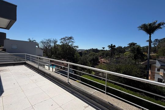 Casa de Condomínio para alugar com 5 quartos, 384m² em Residencial Euroville, Carapicuíba
