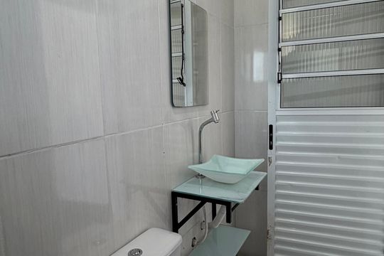 Casa de Condomínio para alugar com 5 quartos, 384m² em Residencial Euroville, Carapicuíba