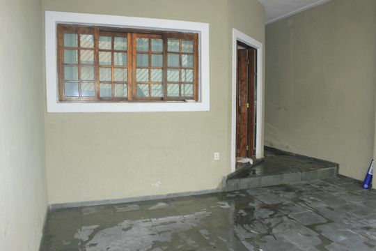 Garagem de casa para alugar com 3 quartos, 232m² em Jardim São Paulo, Guarulhos