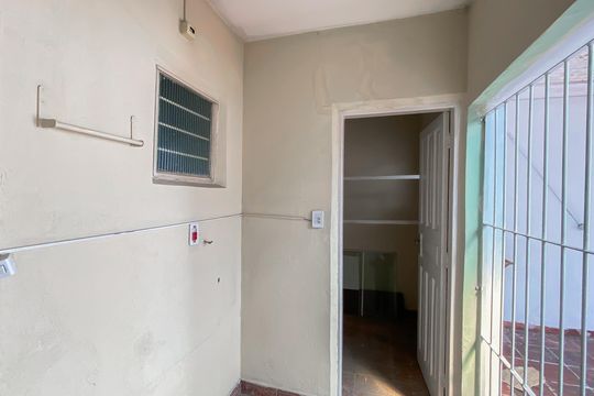 Área de Serviço de casa para alugar com 3 quartos, 100m² em Parque Boturussu, São Paulo