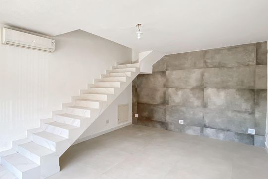 Casa para alugar com 3 quartos, 100m² em Parque Boturussu, São Paulo