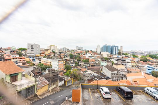 Vista  de apartamento à venda com 2 quartos, 48m² em Quitaúna, Osasco