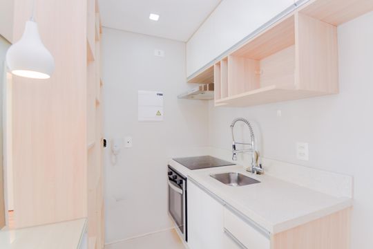 Cozinha de apartamento para alugar com 2 quartos, 54m² em Jardim Tabatinga, Guarulhos