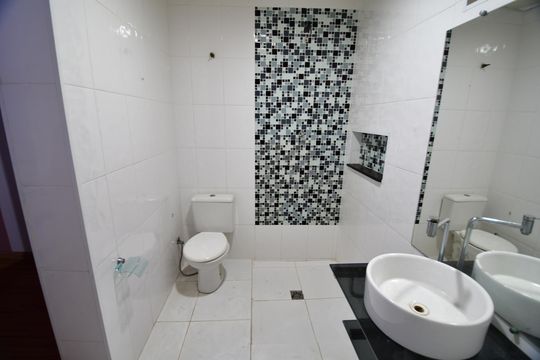 Banheiro de casa para alugar com 1 quarto, 200m² em Jardim Boa Esperança, Campinas