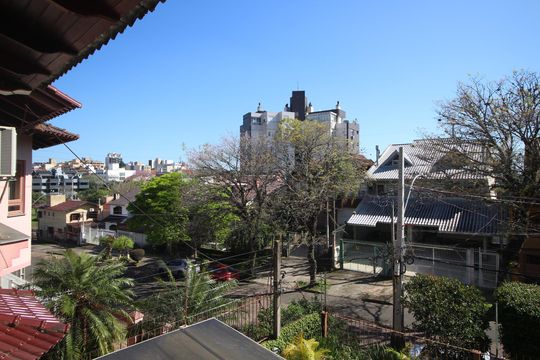 Vista da Sacada de casa à venda com 2 quartos, 200m² em Jardim Itu, Porto Alegre