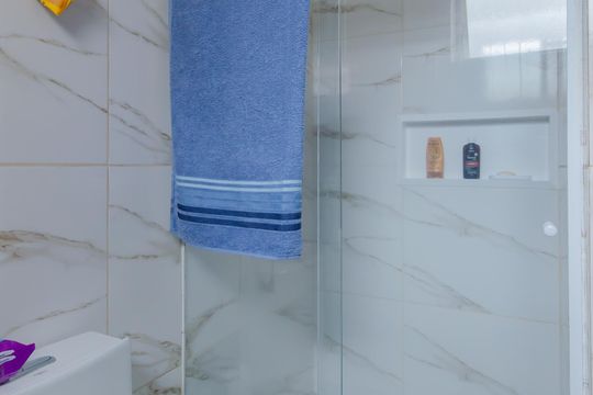 Banheiro de apartamento à venda com 1 quarto, 36m² em Liberdade, São Paulo