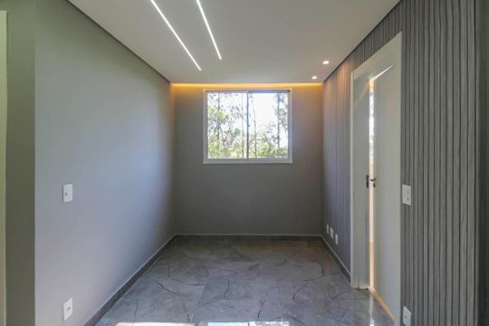 Apartamento para alugar com 2 quartos, 34m² em Cidade São Mateus, São Paulo