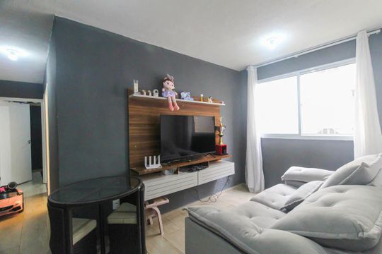 Apartamento para alugar com 2 quartos, 42m² em Parque São Lourenço, São Paulo