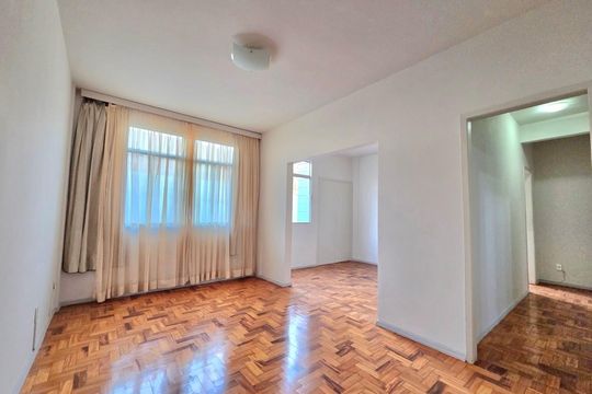 Apartamento à venda com 2 quartos, 70m² em Padre Eustáquio, Belo Horizonte